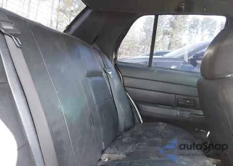 2011 Ford Crown Victoria Police Interceptor from USA, damaged, VIN 2FABP7BV0BX152778